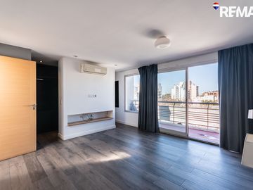VENTA DEPTO TRIPLEX 4 AMB C/ COCHERA Y PARRILLA