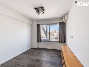 VENTA DEPTO TRIPLEX 4 AMB C/ COCHERA Y PARRILLA