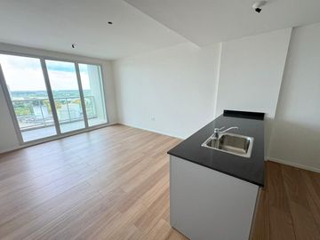SE VENDE DPTO 1 DORM EN GARDEN INN II