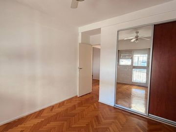 VENTA DEPARTAMENTO 3 AMBIENTES ALMAGRO LUMINOSO