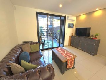 VENTA CASA DUPLEX 5 AMBIENTES OLIVOS GOLF NUEVA