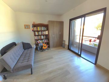 VENTA CASA DUPLEX 5 AMBIENTES OLIVOS GOLF NUEVA