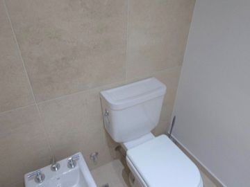 VENTA CASA DUPLEX 5 AMBIENTES OLIVOS GOLF NUEVA