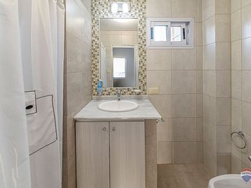 ALQUILER AMOBLADO CASA 4 AMB LOS PUENTES LUJAN