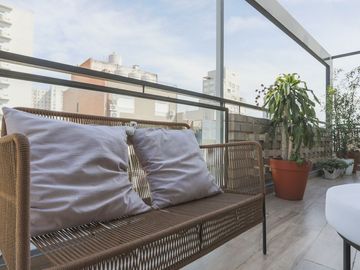 DEPTO 3 AMB C/ BALCÓN Y COCHERA - VENTA / PALERMO