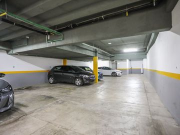 DEPTO 3 AMB C/ BALCÓN Y COCHERA - VENTA / PALERMO