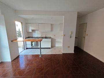 VENTA DEPTO DOS AMBIENTES CABALLITO. AMENITIES