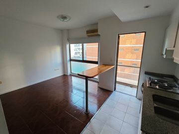 VENTA DEPTO DOS AMBIENTES CABALLITO. AMENITIES