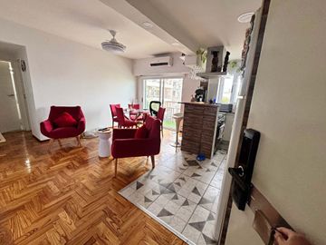 VENTA 2 AMBIENTES BALCON MONTE CASTRO APTO CREDITO
