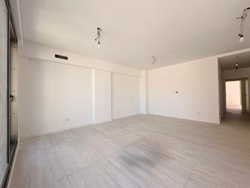 Venta 4 Ambientes con dependencia Palermo Chico