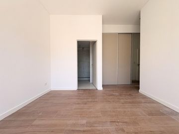 Venta 4 Ambientes con dependencia Palermo Chico