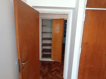 VENTA DEPARTAMENTO 4 DORMITORIOS CENTRO CORDOBA