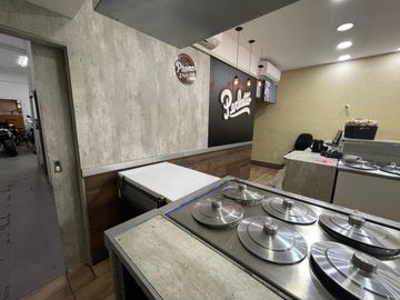 VENTA LOCAL (420M2) EN TIGRE CENTRO  AV CAZON
