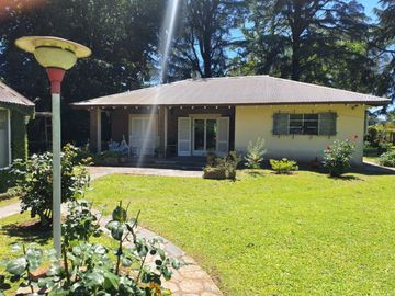 CASA QUINTA EN LOMA VERDE AMPLIO TERRENO