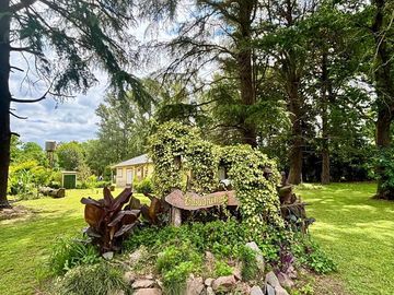 CASA QUINTA EN LOMA VERDE AMPLIO TERRENO