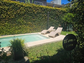 CASA 4 AMBIENTES VENTA PARQUE LELOIR JARDIN PILETA