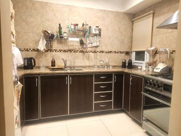 CASA 4 AMBIENTES VENTA PARQUE LELOIR JARDIN PILETA