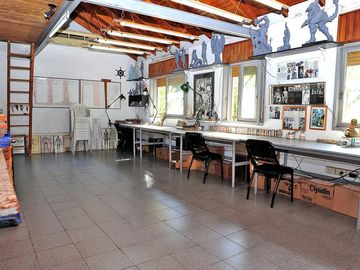 CASA 4 amb en VENTA en FLORES y terraza + ESTUDIO