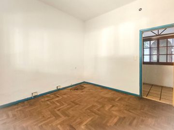 VENTA-CASA 5 AMB CON PATIO/TERRAZA-VERSALLES-185m²