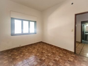 VENTA-CASA 5 AMB CON PATIO/TERRAZA-VERSALLES-185m²