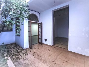 VENTA-CASA 5 AMB CON PATIO/TERRAZA-VERSALLES-185m²