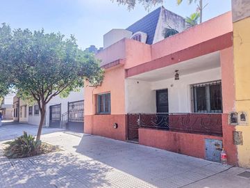 VENTA-CASA 5 AMB CON PATIO/TERRAZA-VERSALLES-185m²