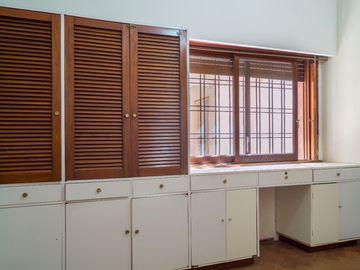 VENTA PH 3 AMB P.B AL FRENTE COCHERA VILLA LURO