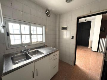 VENTA PH CON AMPLIO GALPÓN V.DEVOTO APTO CRÉDITO
