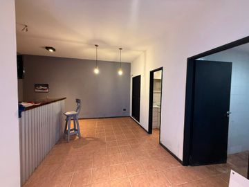VENTA PH CON AMPLIO GALPÓN V.DEVOTO APTO CRÉDITO