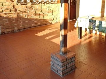 Venta Casa 5 amb con jardin, pileta Ituzaingo