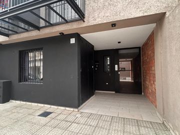 VENTA DE DEPTO MODERNO TODO EQUIPADO!