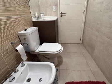VENTA DE DEPTO MODERNO TODO EQUIPADO!