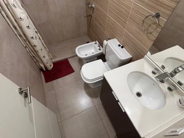 VENTA DE DEPTO MODERNO TODO EQUIPADO!