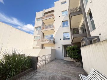 Venta dpto. 2 amb. Villa Sarmiento con Amenities
