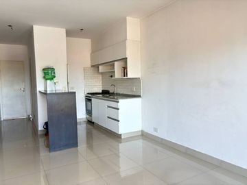 Venta dpto. 2 amb. Villa Sarmiento con Amenities