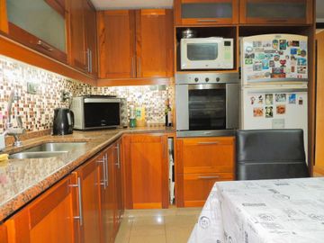 EN VENTA 3 DORMIT C/DEP.COCH. FTE PQUE CHACABUCO