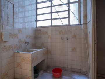 Recoleta Venta piso a reciclar 4 ambientes 252 M2