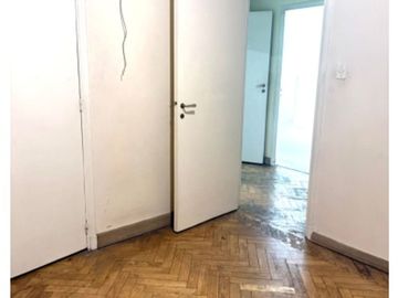Recoleta Venta piso a reciclar 4 ambientes 252 M2