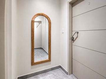 2 ambientes piso entero con cochera