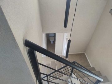 Casa 6 ambientes  alquiler en Maschwitz con pileta