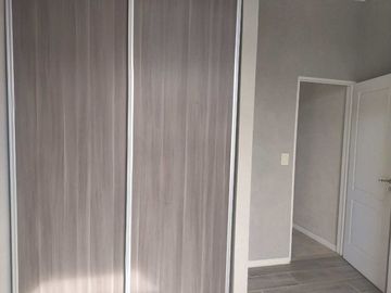 Casa 6 ambientes  alquiler en Maschwitz con pileta