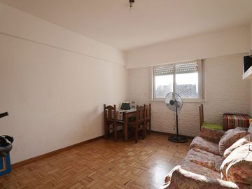 Venta - Departamento 3 ambientes - Flores