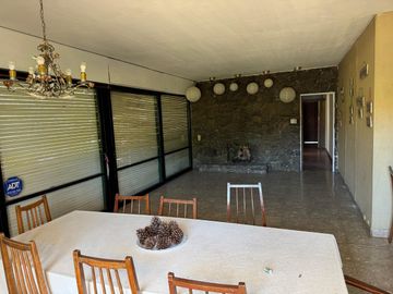 VENTA CASA GRAN LOTE PARA HOUSING VILLA CARLOS PAZ