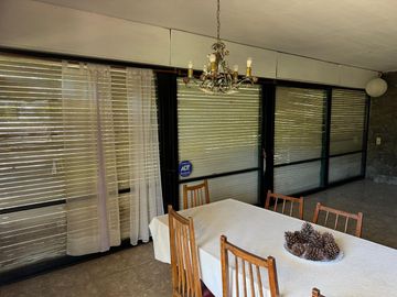 VENTA CASA GRAN LOTE PARA HOUSING VILLA CARLOS PAZ