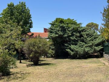 VENTA CASA GRAN LOTE PARA HOUSING VILLA CARLOS PAZ