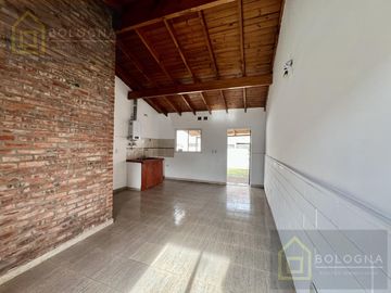 Casa en alquiler en Benavidez Tigre