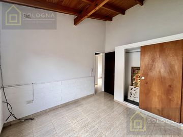 Casa en alquiler en Benavidez Tigre