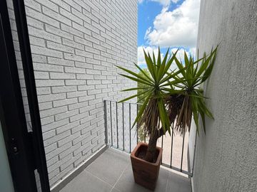 CASA EN RENTA, EN ZIBATA, EL MARQUES, QUERETARO
