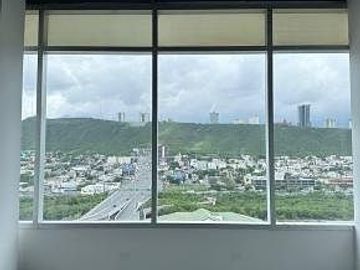 Renta o venta oficina en Centro de Monterrey, Torre Citica