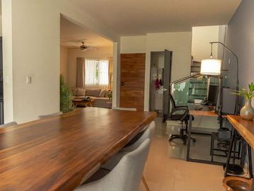 CASA MINIMALISTA AMUEBLADA Y EQUIPADA EN RESIDENCIAL TERRA MAGNA